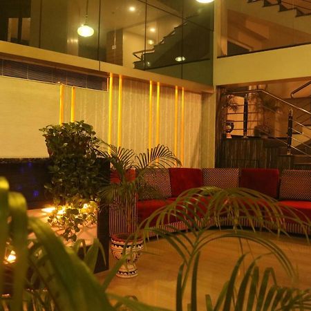 Hotel The Kalyaniz Guwahati Zewnętrze zdjęcie