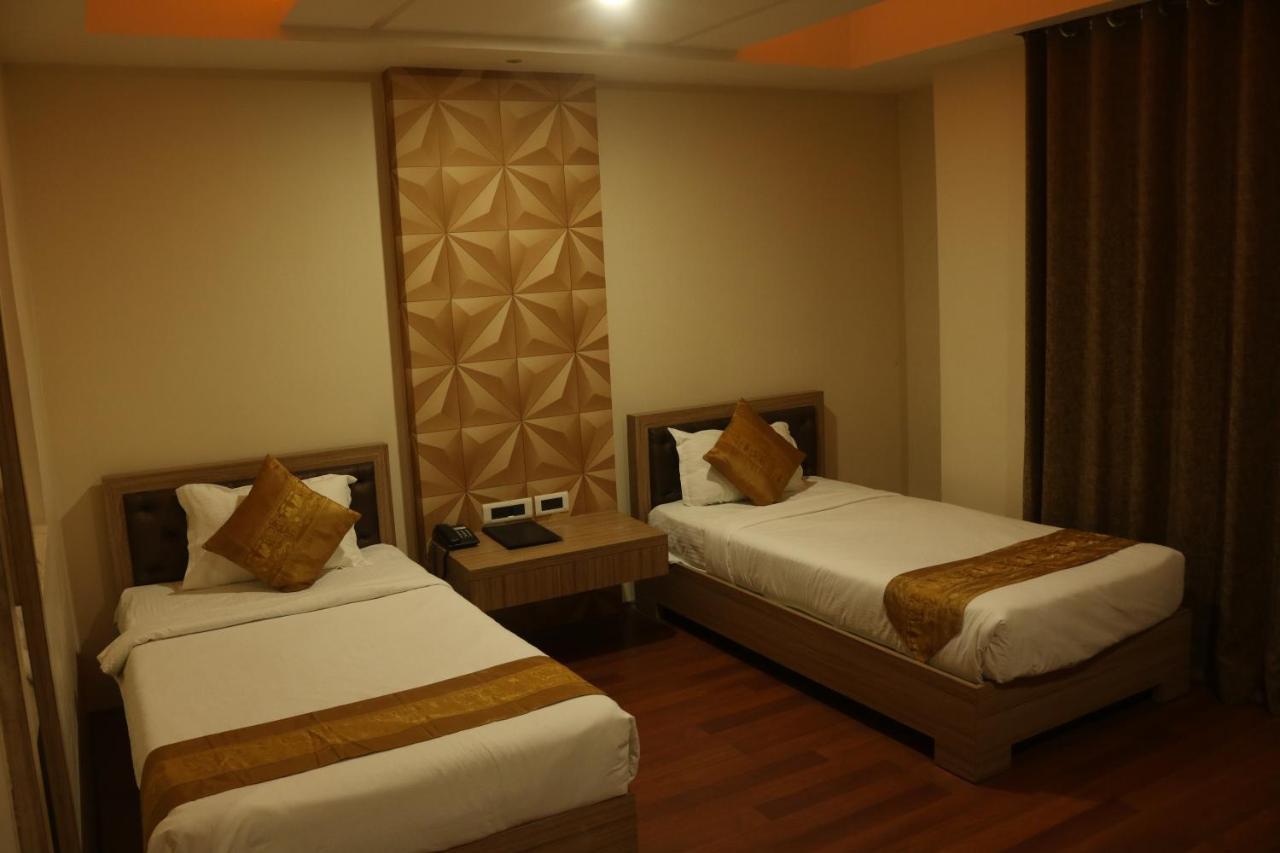 Hotel The Kalyaniz Guwahati Zewnętrze zdjęcie